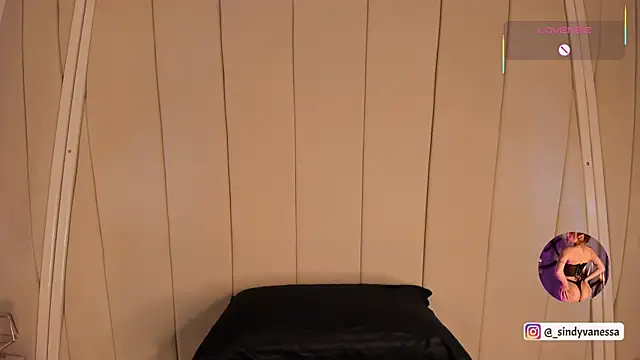 Alison Ivannova online show from 10-16-25, 04:57