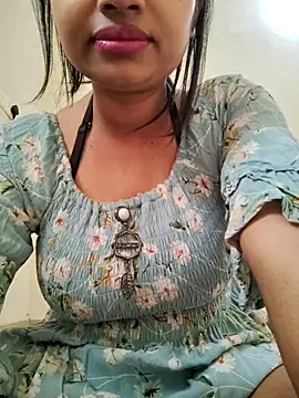 Snapshot of jiya1248 chatting on 11-11-25, 02:44 jiya1248 online show from 11-11-25, 02:44