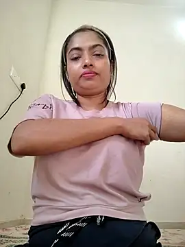 Snapshot of jiya1248 chatting on 11-15-25, 03:37 jiya1248 online show from 11-15-25, 03:37