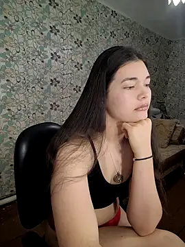 Albi Glow online show from 10-15-25, 02:01