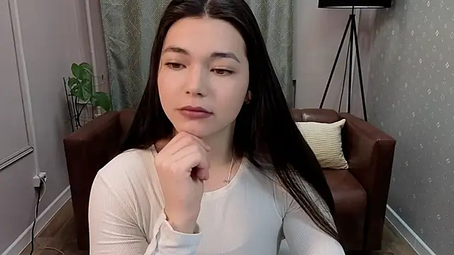 Albi Glow online show from 11-16-25, 04:40