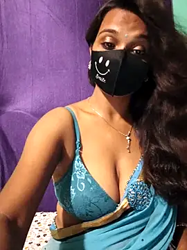 Snapshot of cutie_pei002 chatting on 10-24-25, 04:47 cutie pei002 online show from 10-24-25, 04:47