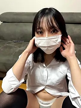 yua    chan online show from 11-17-25, 07:25