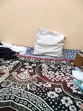 Snapshot of meenu_bhabhi547 chatting on 04-11-26, 08:51 meenu bhabhi547 online show from 04-11-26, 08:51