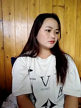 lusy-000 online show from 10-22-25, 02:56