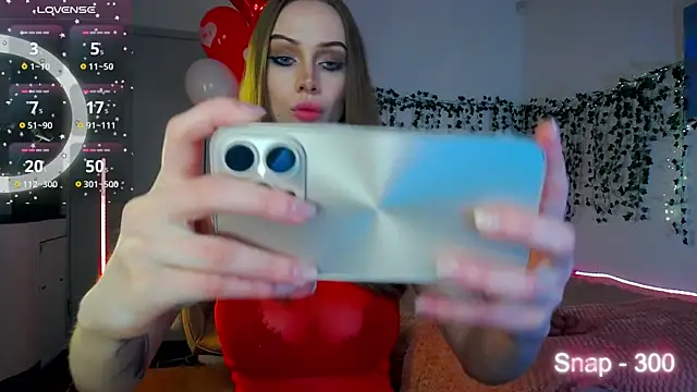 EvaLone1 online show from 02-13-26, 08:49