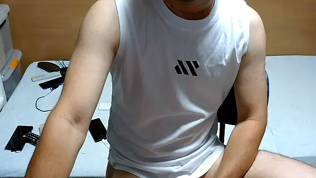 erosuke9 online show from 09-09-25, 11:21