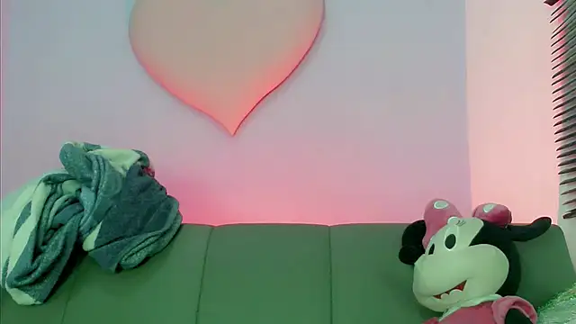 mishel hott online show from 11-14-25, 08:07