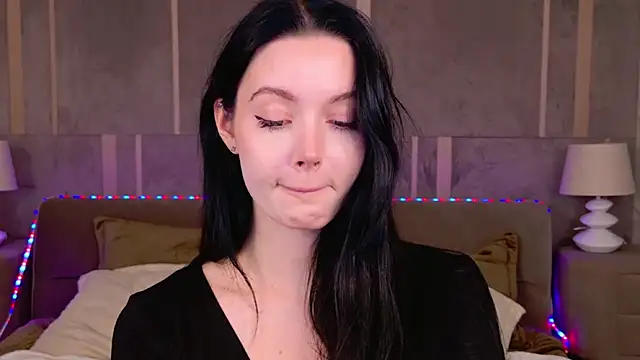 Snapshot of Goldy_Stark chatting on 10-16-25, 09:05 Goldy Stark online show from 10-16-25, 09:05