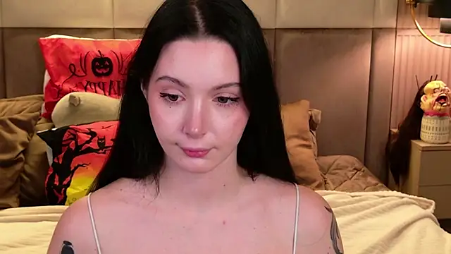 Snapshot of Goldy_Stark chatting on 10-20-25, 11:49 Goldy Stark online show from 10-20-25, 11:49