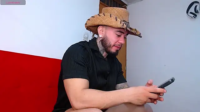 tommyblessd1 online show from 09-10-25, 07:58