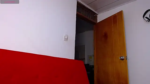 tommyblessd1 online show from 10-10-25, 05:06