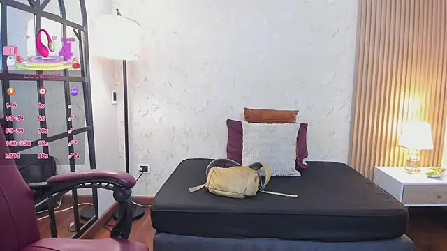 aliceandsia online show from 02-25-26, 07:01