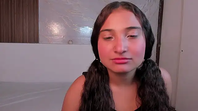 BellaSky4 online show from 10-04-25, 12:03