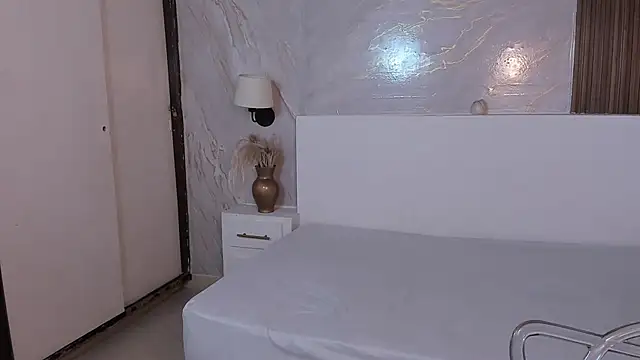 BellaSky4 online show from 10-12-25, 12:04