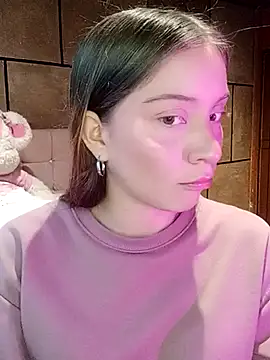 Snapshot of Samanthaa__1 chatting on 09-17-25, 10:11 Samanthaa 1 online show from 09-17-25, 10:11
