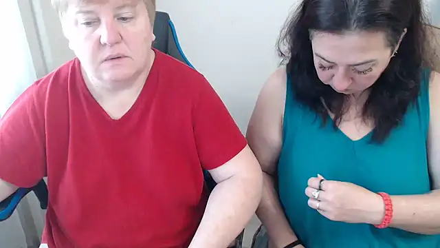 Bertie Adeline online show from 10-26-25, 07:58