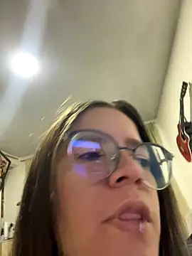 Allison Bailey online show from 10-04-25, 12:08