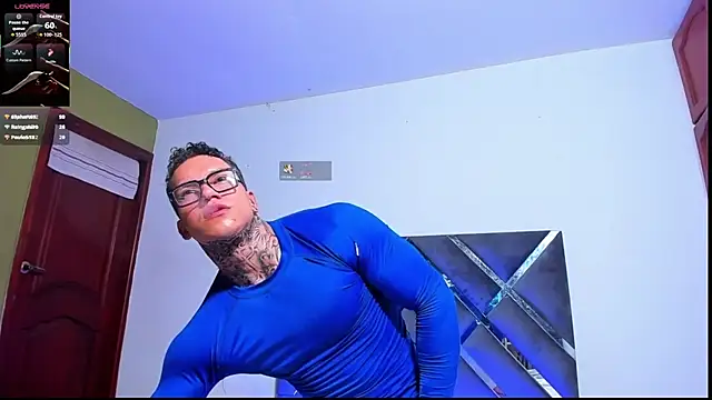 Snapshot of ArnoldSexy_ chatting on 12-01-25, 05:12 ArnoldSexy online show from 12-01-25, 05:12