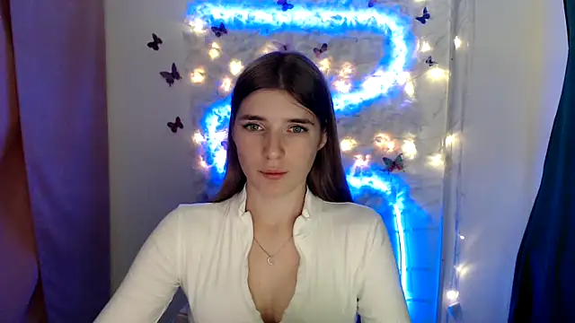 JuiceLips   online show from 09-16-25, 12:50