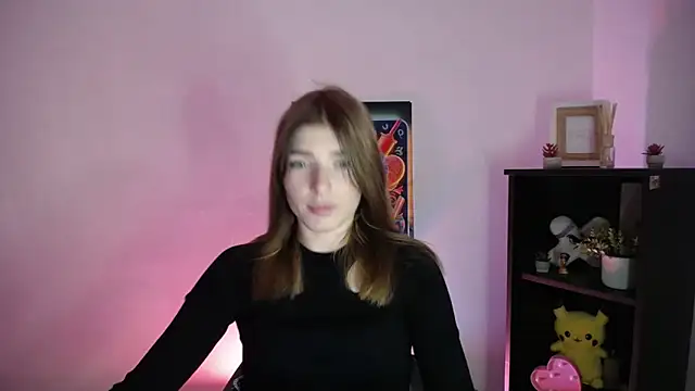 JuiceLips   online show from 09-18-25, 01:57