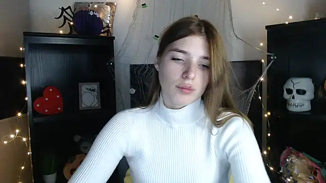 JuiceLips   online show from 11-06-25, 01:45