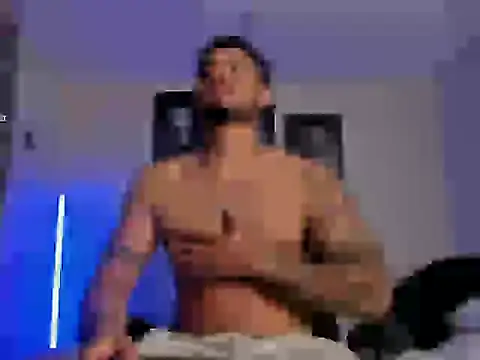 Austin torres  online show from 10-07-25, 01:14