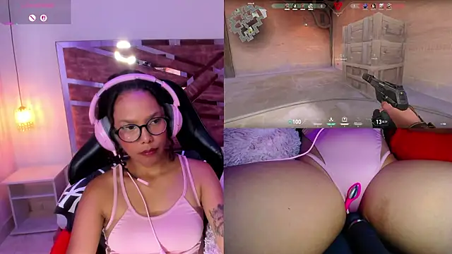 NovaLyn online show from 10-08-25, 04:43