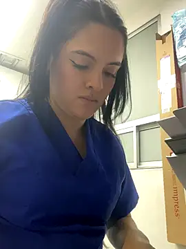 Snapshot of marianm29 chatting on 11-26-25, 12:28 marianm29 online show from 11-26-25, 12:28