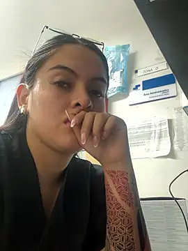 Snapshot of marianm29 chatting on 01-16-26, 02:54 marianm29 online show from 01-16-26, 02:54