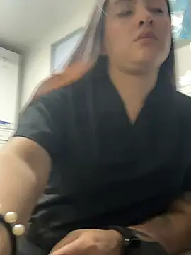 Snapshot of marianm29 chatting on 03-02-26, 03:41 marianm29 online show from 03-02-26, 03:41