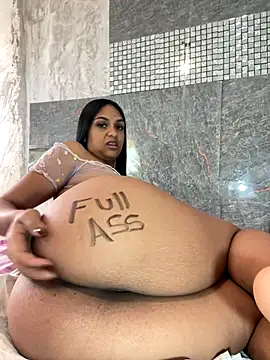 Messy-diana21 online show from 12-14-25, 06:34