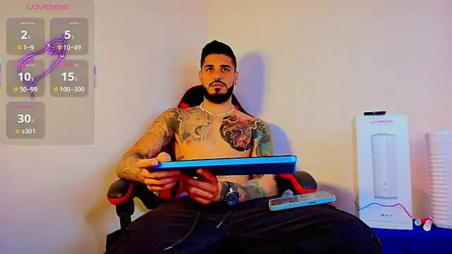 amodeus bael  online show from 10-18-25, 11:16