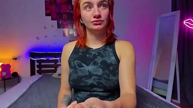 ArinaWinss online show from 10-22-25, 05:02