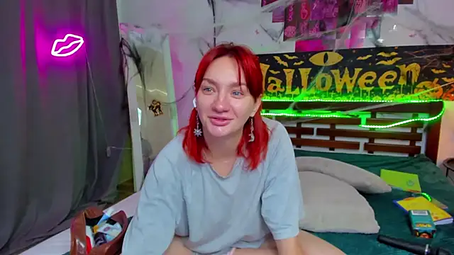 ArinaWinss online show from 10-31-25, 06:25