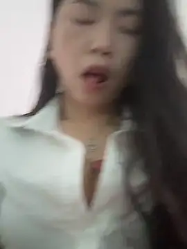 Snapshot of DHJM168 chatting on 04-11-26, 04:39 DHJM168 online show from 04-11-26, 04:39