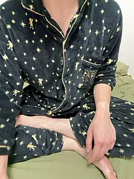 hijin11415 online show from 10-20-25, 01:55