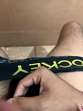 Snapshot of LVarjun chatting on 09-12-25, 07:25 LVarjun online show from 09-12-25, 07:25