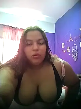 Snapshot of Princesacurvy chatting on 09-09-25, 04:17 Princesacurvy online show from 09-09-25, 04:17