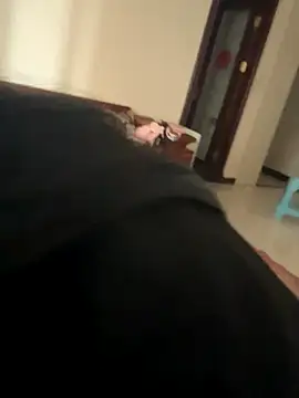 lingzi9333 online show from 11-24-25, 09:20