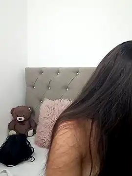 Isbettyche online show from 12-16-25, 08:47