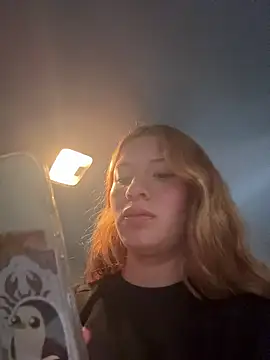 PussyLoversShow online show from 10-24-25, 09:55