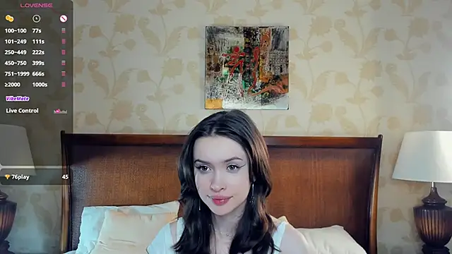 HerminePenna online show from 10-13-25, 07:47