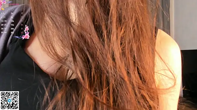 Snapshot of AuroraVice chatting on 09-08-25, 03:44 AuroraVice online show from 09-08-25, 03:44