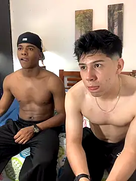 Snapshot of DEMOND_333 chatting on 10-23-25, 03:17 DEMOND 333 online show from 10-23-25, 03:17