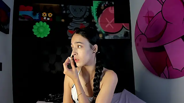 miIa bratz online show from 04-13-26, 08:47