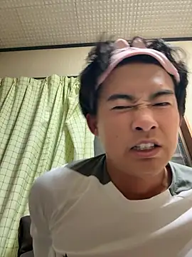 shoma2003 online show from 10-21-25, 01:01