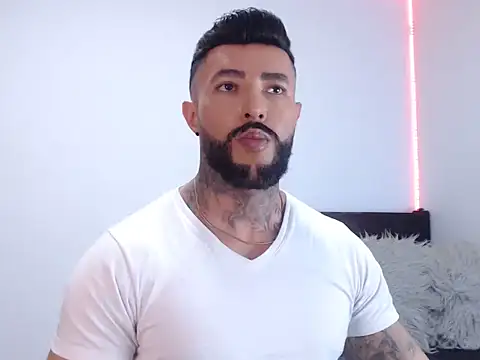 andrea de lucaa online show from 09-21-25, 03:08