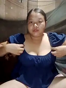 Snapshot of girl-babi chatting on 10-15-25, 09:09 girl-babi online show from 10-15-25, 09:09