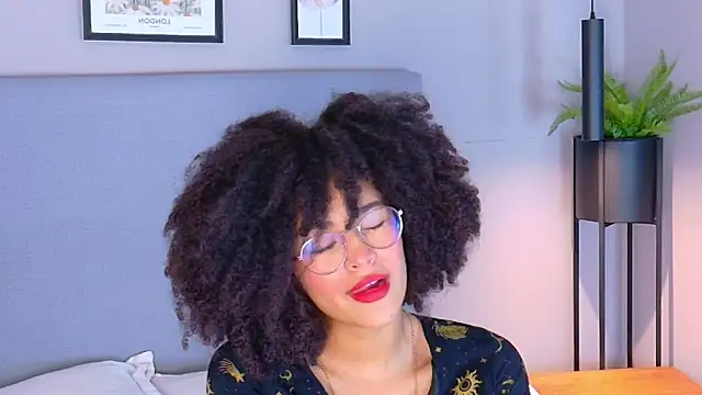 LizliLux online show from 10-05-25, 11:19